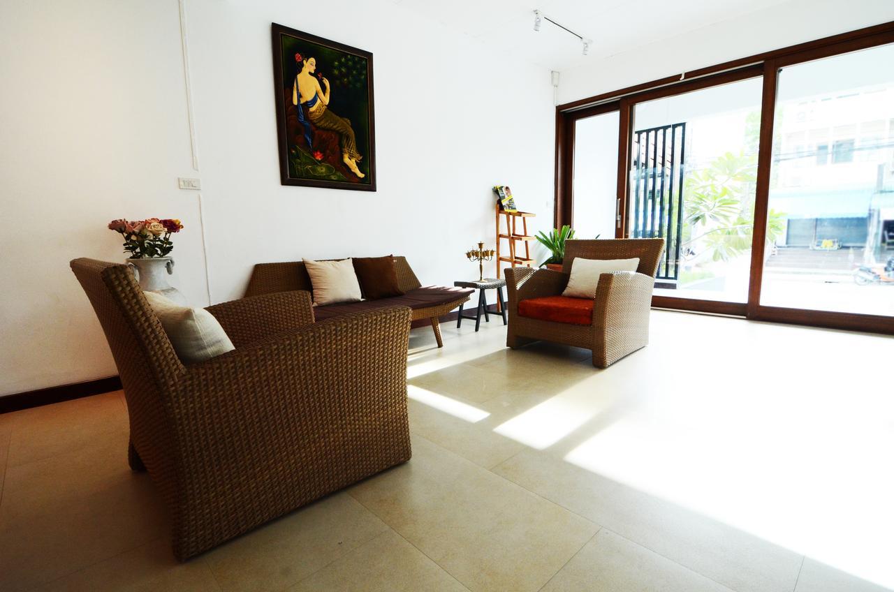 Lanna Thai Hostel Chiang Mai Exterior photo